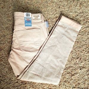 Levi's boyfriend jean